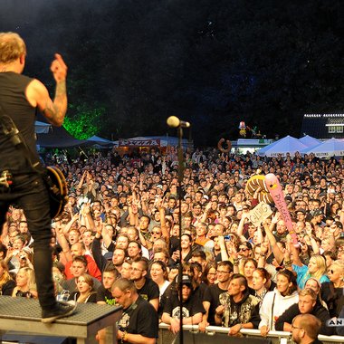 2016